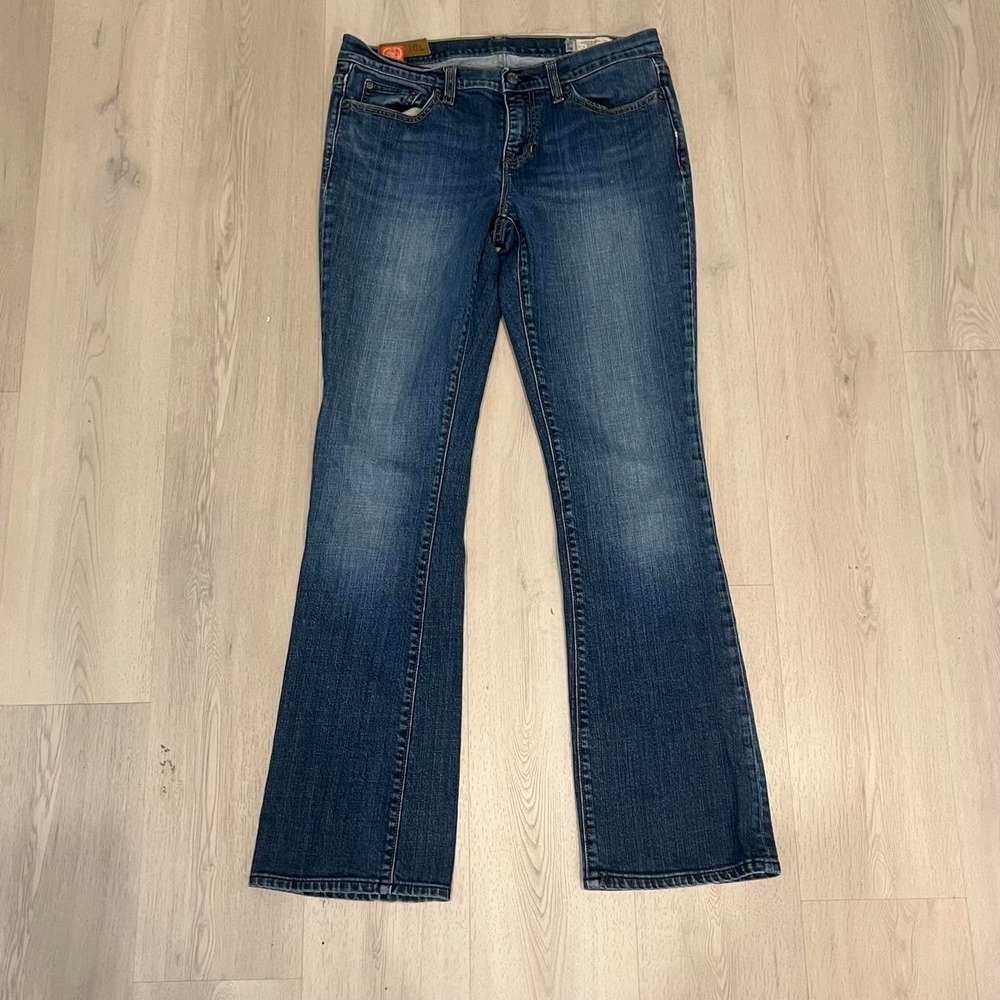 Gap low rise bootcut jeans Size 10 Long Y2K gap denim flare